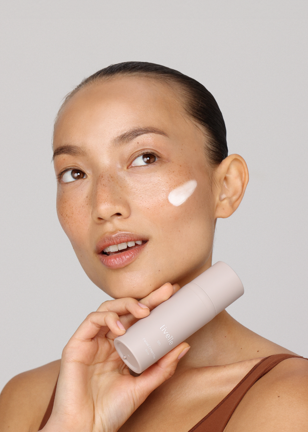 FacialCreamDayL.png